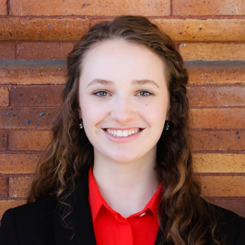 Meet your Posher, Sophia